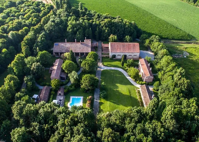 Agriturismo Tenuta Castel Venezze